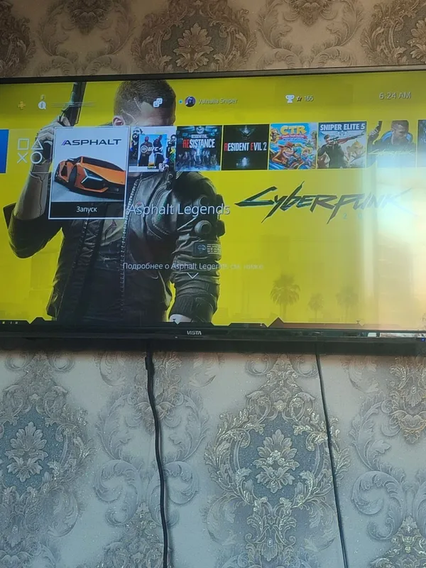 Ps4 sotiladi 3ta jěstik 6 ta oreginal disk 1 ta vneshney disk 4