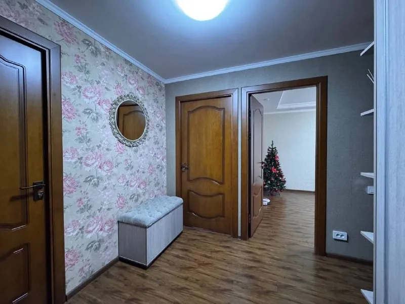 4 xonali kvartira, 80 m2, Mirzo Ulug'bek 6 4 xonali kvartira, 80 m2, Mirzo Ulug'bek 6