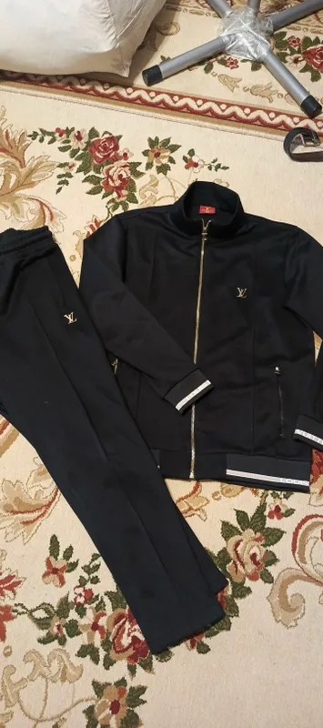 Спортивный мужской костюм Louis Vuitton 2 Спортивный мужской костюм Louis Vuitton 2