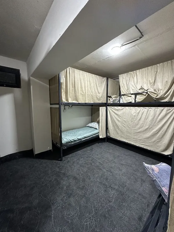 Xostel Hostel Bek baraka bozor orqasida