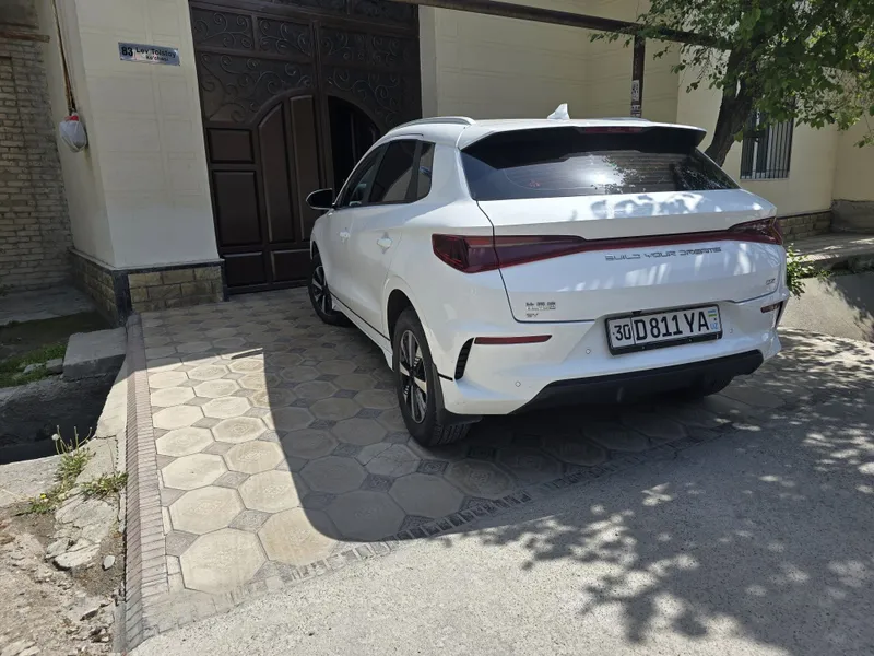Byd e2 luxury с запасом хода 400 km — фото 4