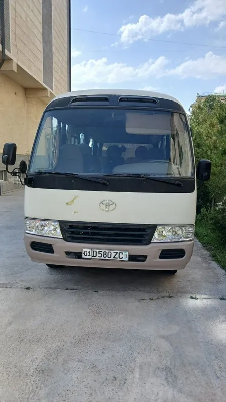 Toyota Coaster.