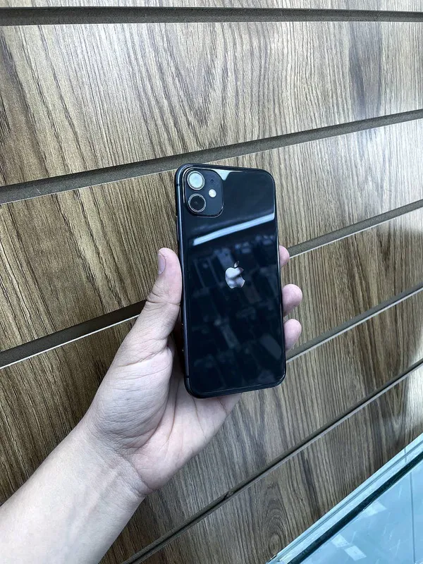 iPhone 11 128Gb 1