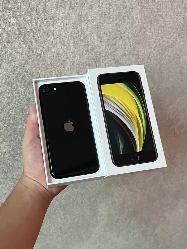 iPhone se 2020 128gb срочно