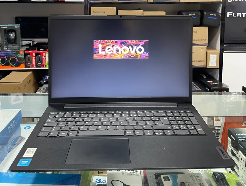 lenovo intel insade 4500 8 256 lenovo intel insade 4500 8 256