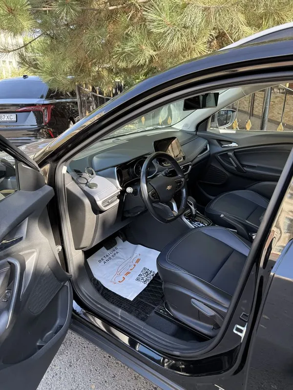 Chevrolet Tracker Premier 3 Chevrolet Tracker Premier 3