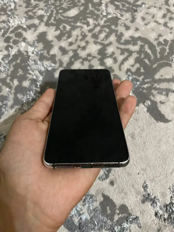 Samsung s21 8/256 идеал 1
