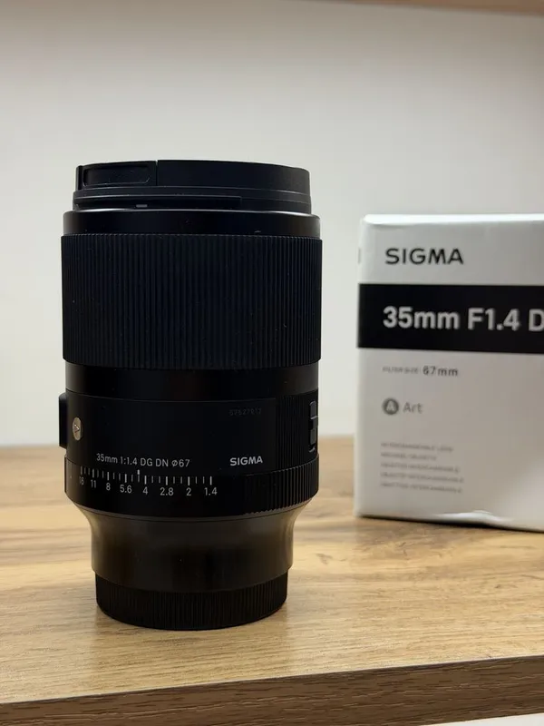 Продам Sigma 35mm f/1.4 DG DN | Art (Sony E) 2 Продам Sigma 35mm f/1.4 DG DN | Art (Sony E) 2