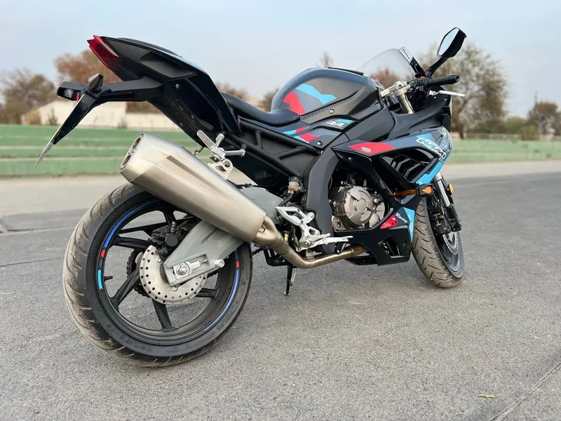 Мотоцикл BMW S1000RR 400сс — фото 2