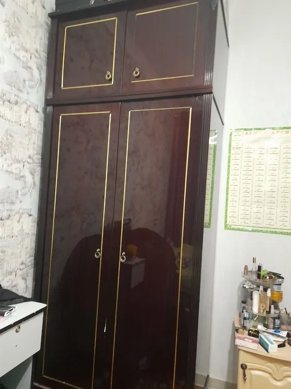 Krovat va shkaf, ikki kishilik krovat uchun mebel 2
