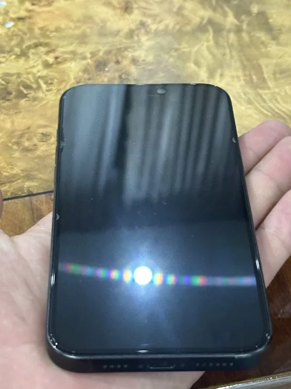 iPhone 16 Pro Max — фото 3