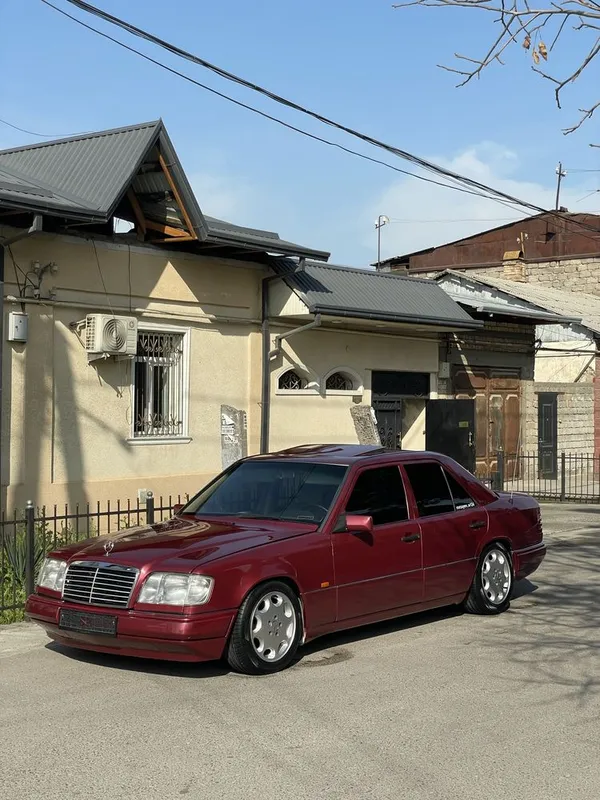 Mercedes Benz W124 sotiladi 3.2 mato’r