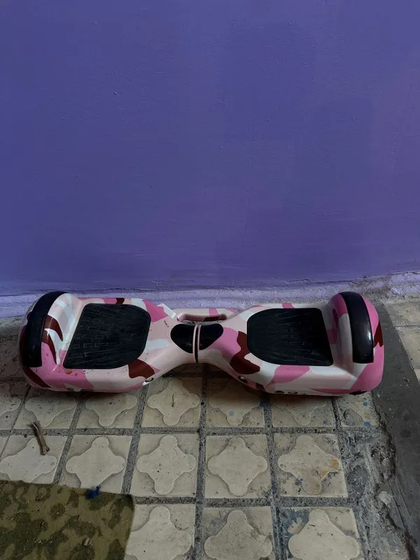 Segway, giroskuter yaxshi holatda sotiladi, zaryadkasi bor 1 Segway, giroskuter yaxshi holatda sotiladi, zaryadkasi bor 1