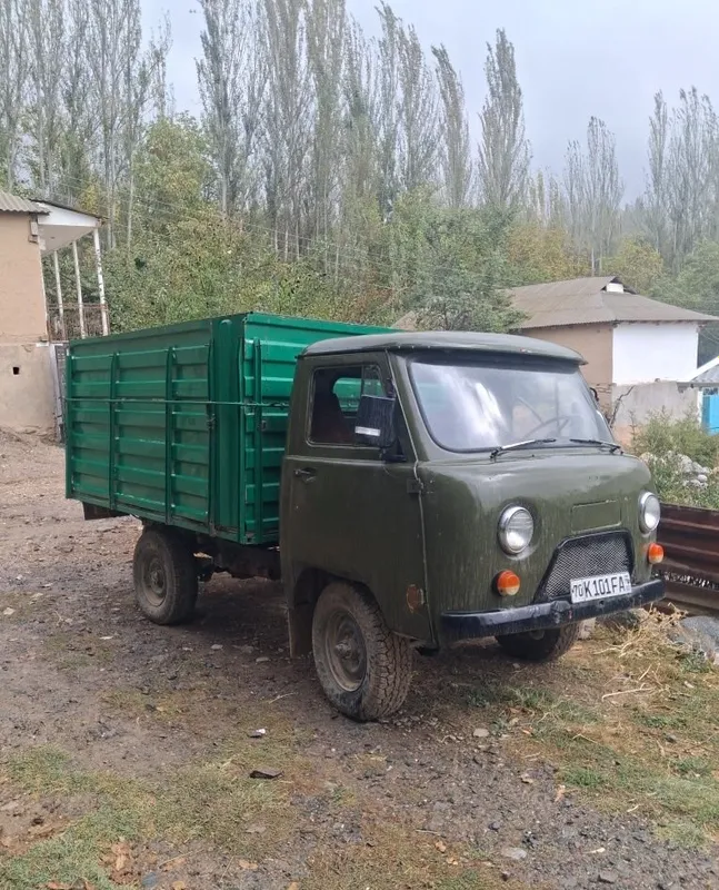 Бортовая машина УАЗ 1 Бортовая машина УАЗ 1