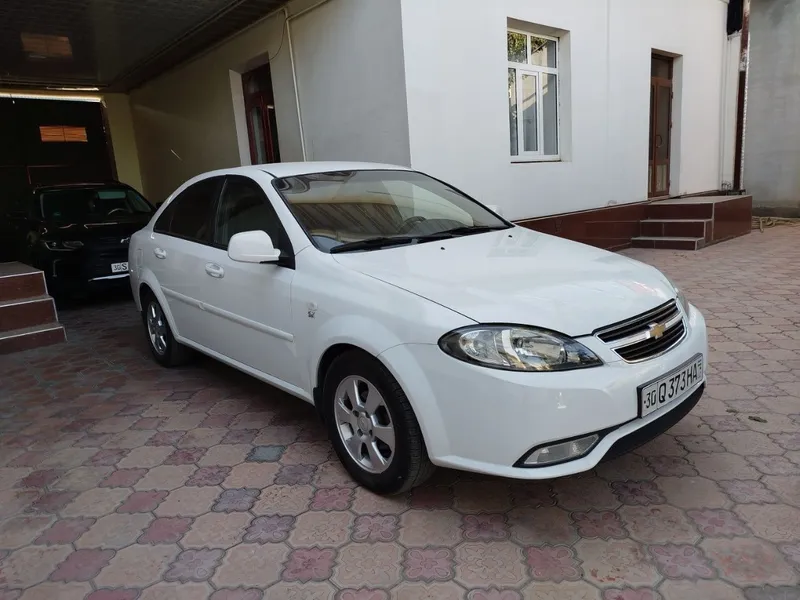 Sotiladi moshina 5