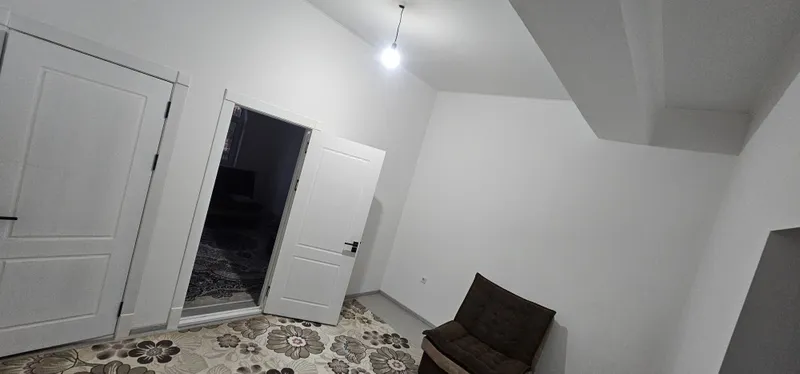 Dom oylik kvartiraga beriladi 2