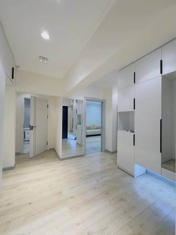 4 xonali kvartira, 100 m2, Mirobod 6