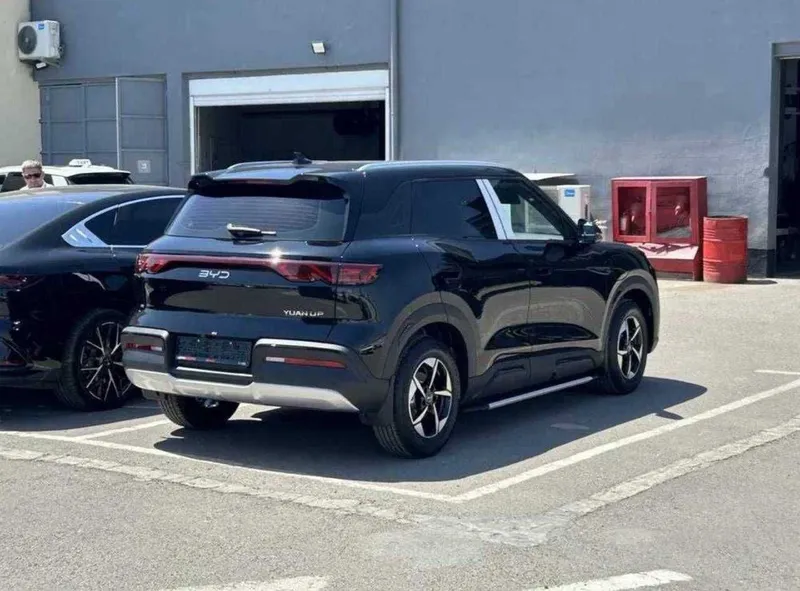 BYD Yuan UP Muddatli To'lovga 3 BYD Yuan UP Muddatli To'lovga 3