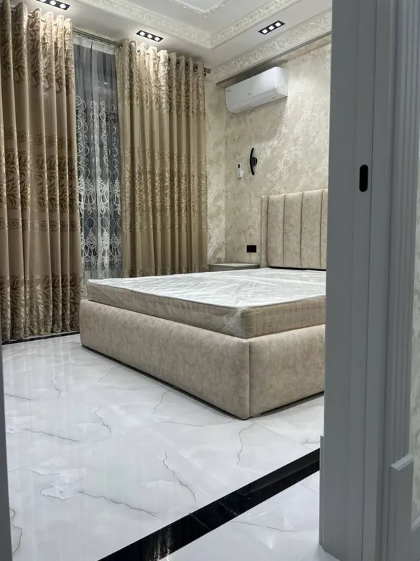 СРОЧНО В АРЕНДУ Чилонзор 19 кв Новостройка 300 dollar depozit 1