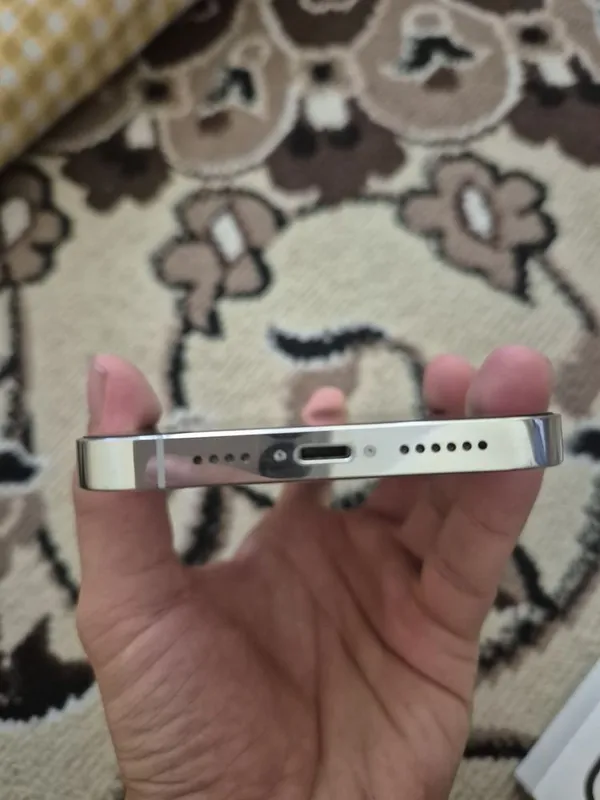 Iphone 14pro max karopka bor Esim 7 Iphone 14pro max karopka bor Esim 7