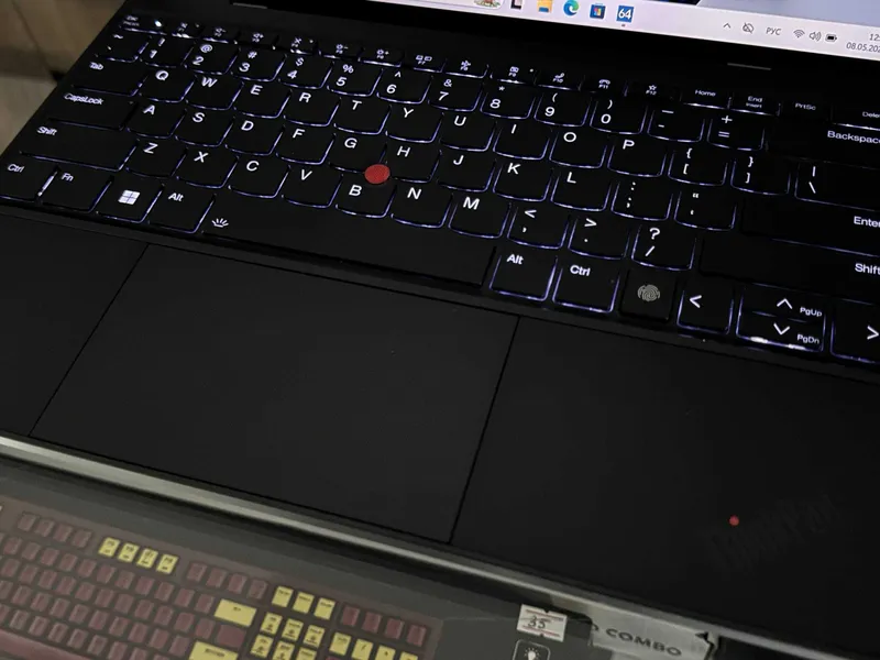 Lenovo ThinkPad Z13 Gen 1 Ryzen 7 PRO 6850U ram 16 ssd 512 Сенсорный — фото 4