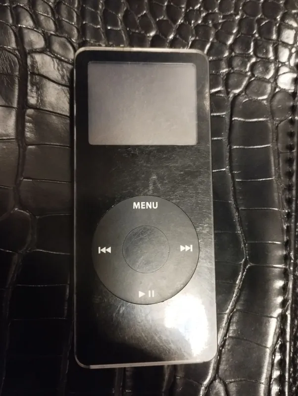 Assalom alekum Ipod Sotiladi Original 2Gb — фото 3