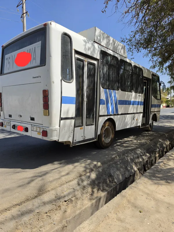 Isuzu Aftobus Sotiladi. 4 Isuzu Aftobus Sotiladi. 4
