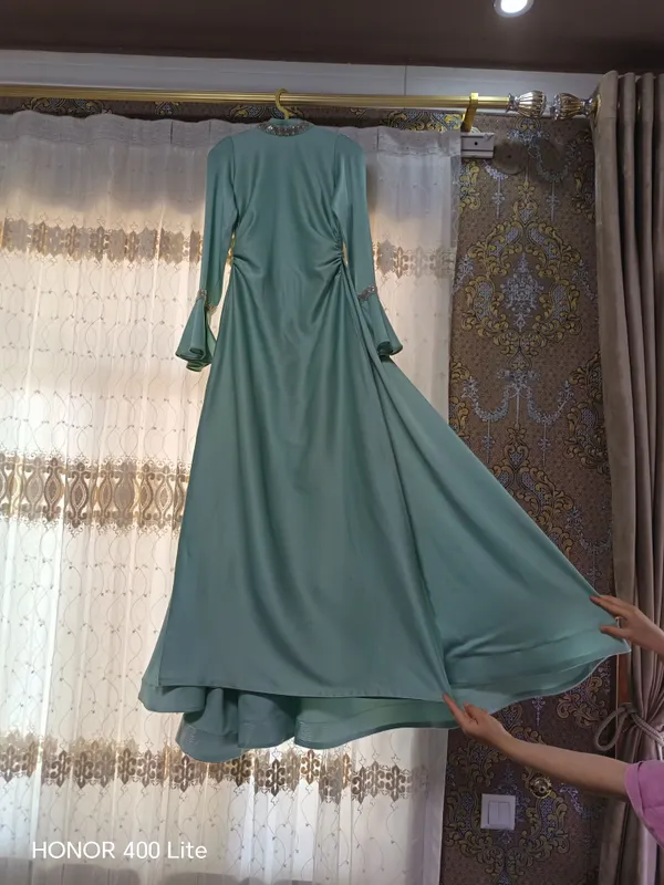 oqshom libosi rangi mentol,razmeri eng kichik — фото 1