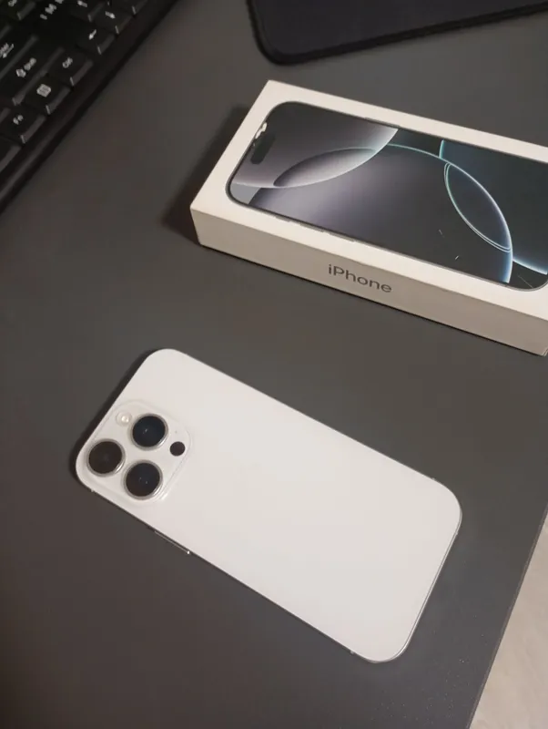 iPhone 16 pro 128GB shoshilinch 1