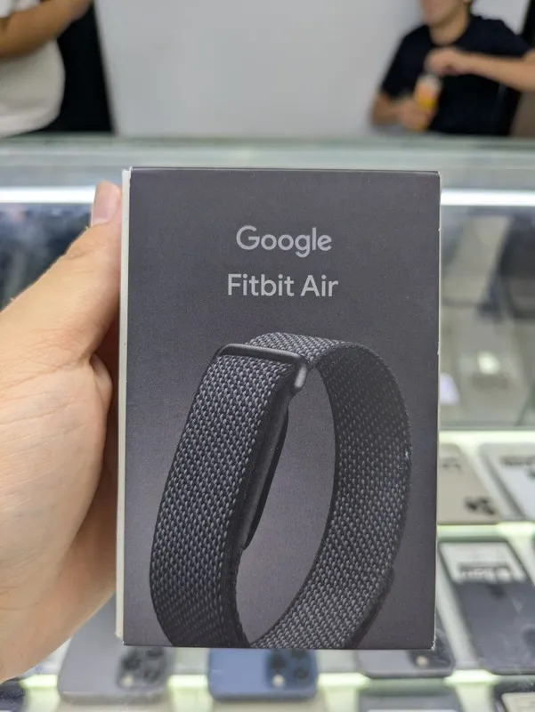 Google Fitbit Air black 1