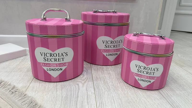 VICTORIA SECRET kosmetichka + organayzer