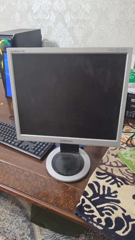 экран samsung sync Master 710 1 экран samsung sync Master 710 1