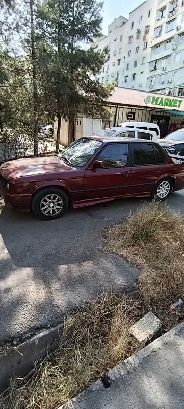 BMW E30, рестайлинг, 1988 год, двигатель M40 1.8 2 BMW E30, рестайлинг, 1988 год, двигатель M40 1.8 2