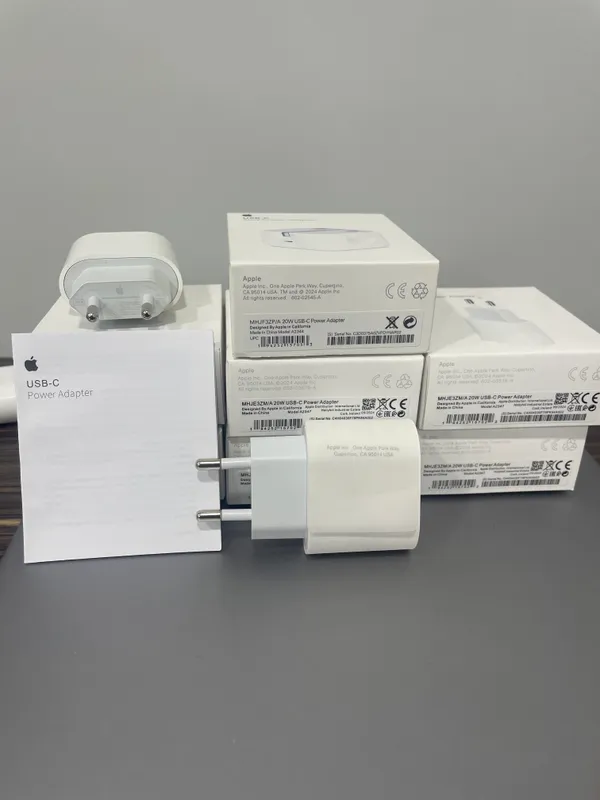 Зарядное устройство Apple для iPhone, головка 20W, адаптер зарядки 5 Зарядное устройство Apple для iPhone, головка 20W, адаптер зарядки 5