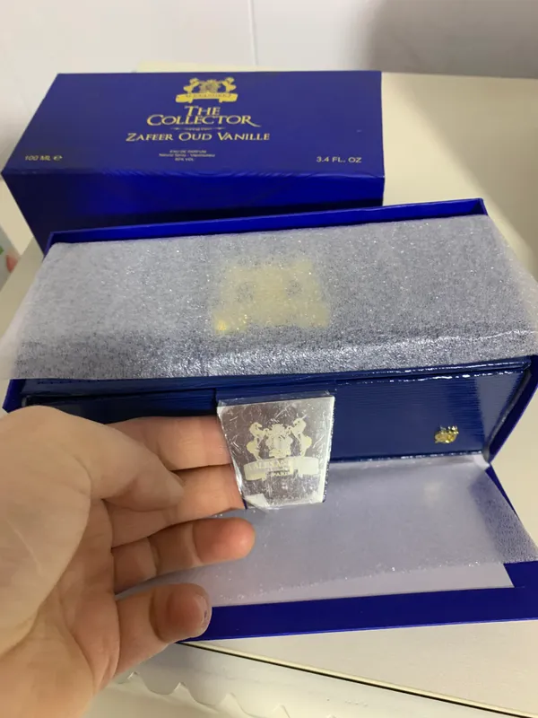 Коробка от духов Alexandre J Vanille 20.000 сум — фото 2
