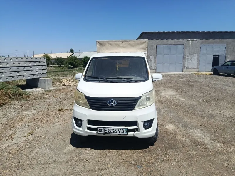 Changan yuk mashinasi sotiladi 1 Changan yuk mashinasi sotiladi 1