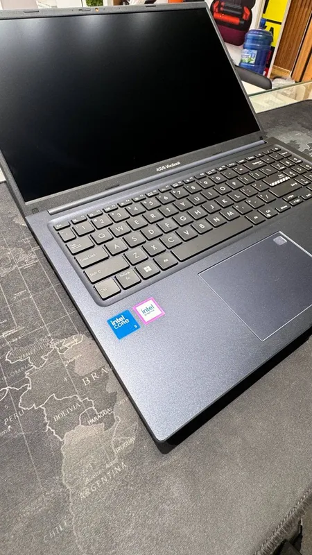 Asus Vivobook 15 4 Asus Vivobook 15 4