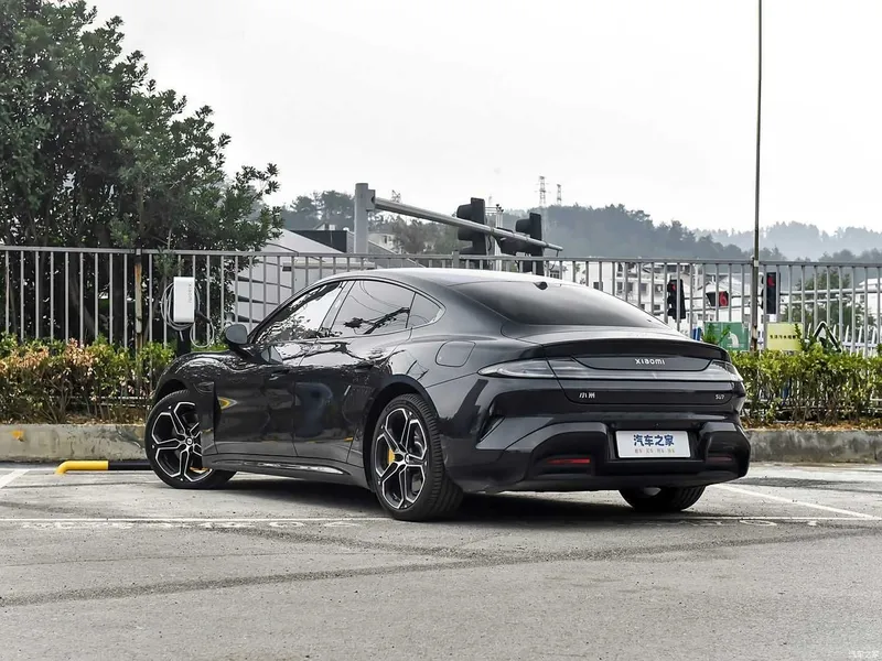 Su7 700km RWD naqd va halol nasiya — фото 2