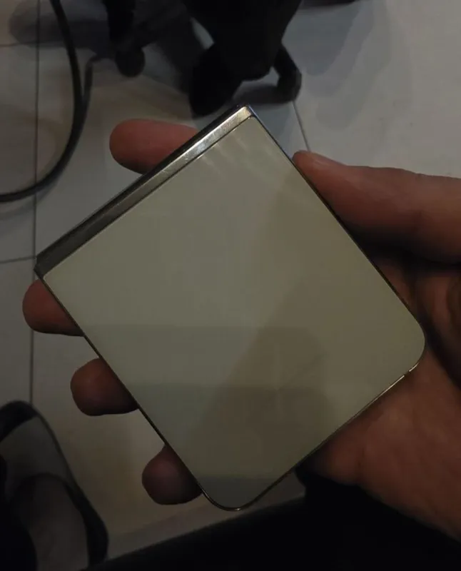 Zflip 5 obmen 256tali Korea 4 Zflip 5 obmen 256tali Korea 4