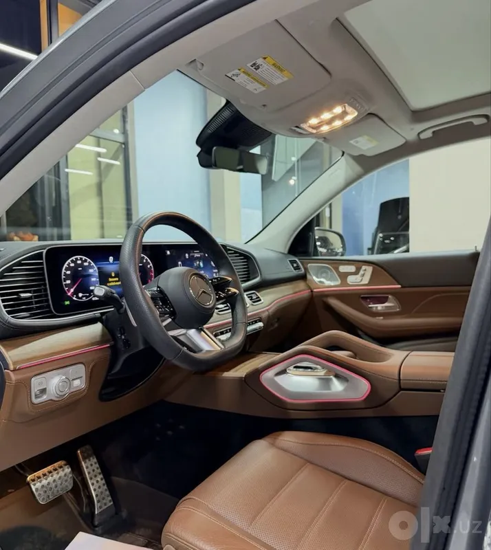 Срочно продаётся Mercedes Benz GLS 450 4 matic 2 Срочно продаётся Mercedes Benz GLS 450 4 matic 2