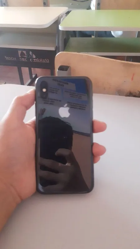 iPhone X 1 iPhone X 1