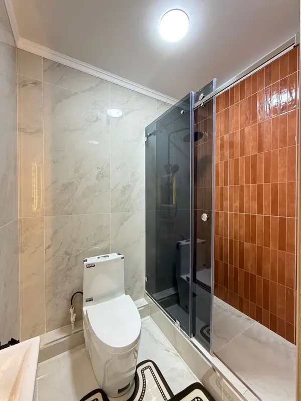 продам чиланзар 10 новостройка.  трёх комнатная 6