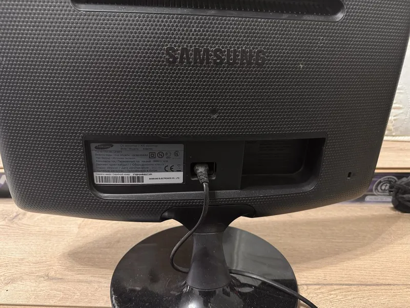 Монитор samsung 2 Монитор samsung 2