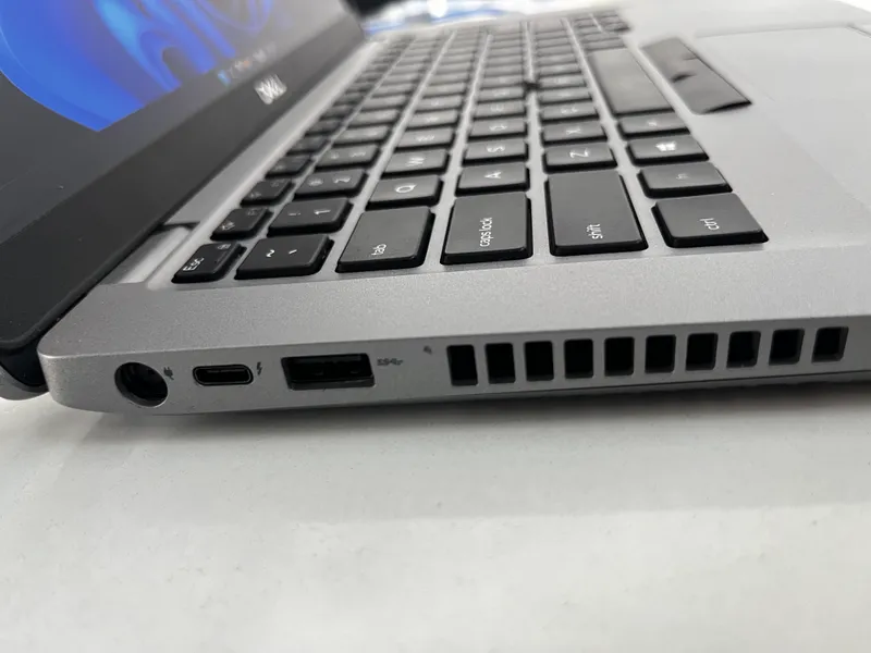 Dell Latitude 5411 noutbuki 4 Dell Latitude 5411 noutbuki 4