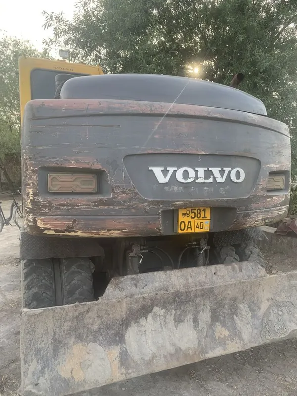 Volvo 130. Sotiladi Volvo 130. Sotiladi