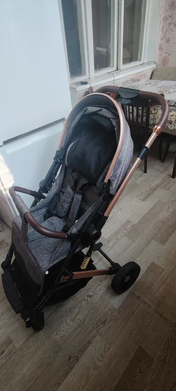 Коляска для детей 1