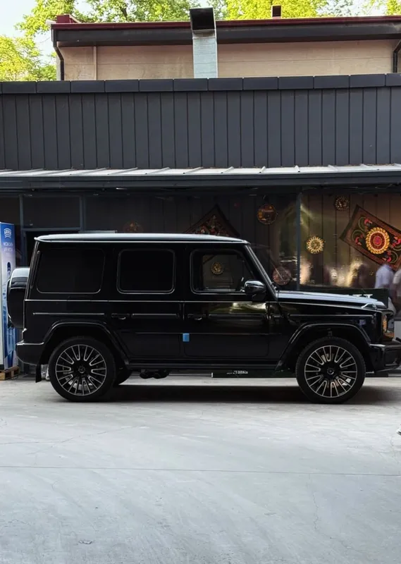 Mercedes Benz G63 Суточный прокат автомобилей Автопрокат аренда авто — фото 1