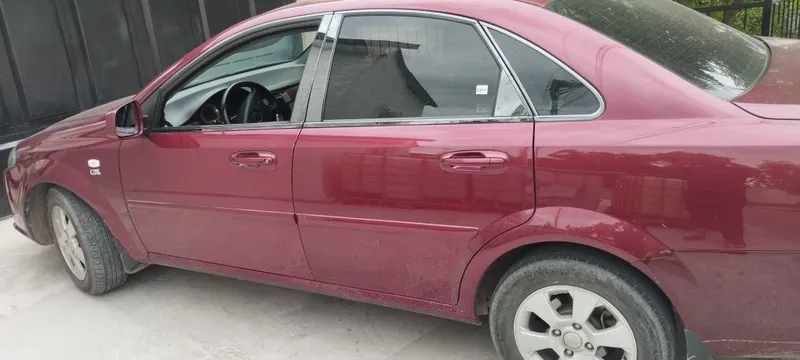 Chevrolet Gentra 1 Chevrolet Gentra 1