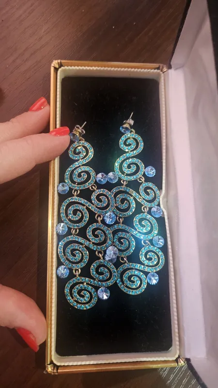 продам очень красивые серьги 1 продам очень красивые серьги 1