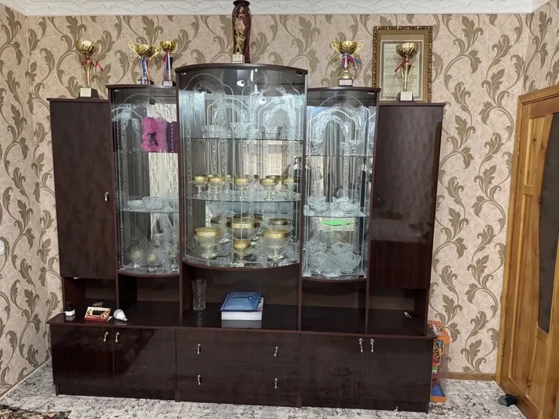 Продается б/у шкаф